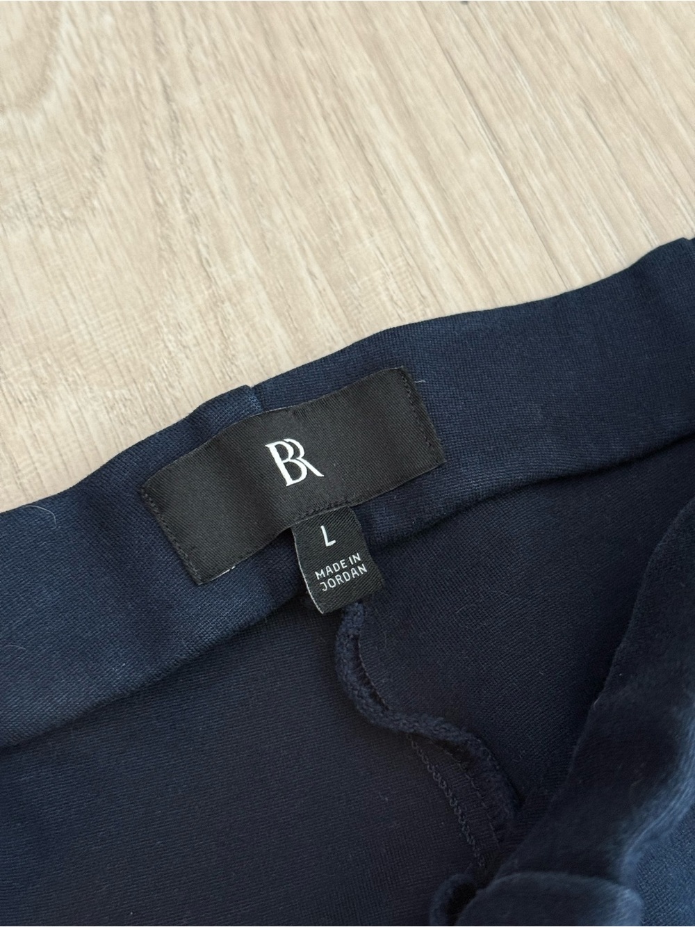 Banana Republic Crop Flare Everywhere Ponte Pull-On Pant | Navy Blue | Large - Picture 5 of 8